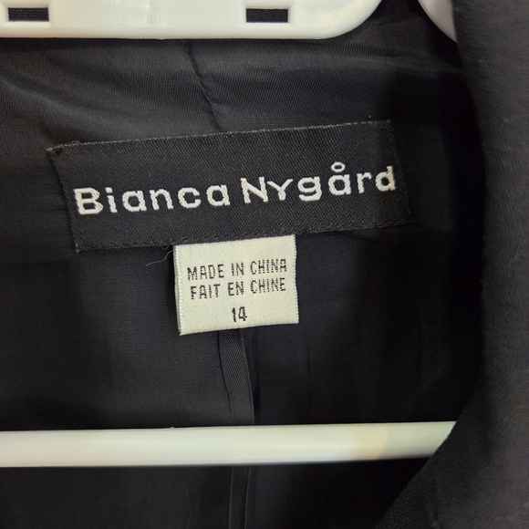 ⭐️Bianca Nygard Navy Elegant Blazer with Cream Stitching Size 14 - Picture 3 of 4